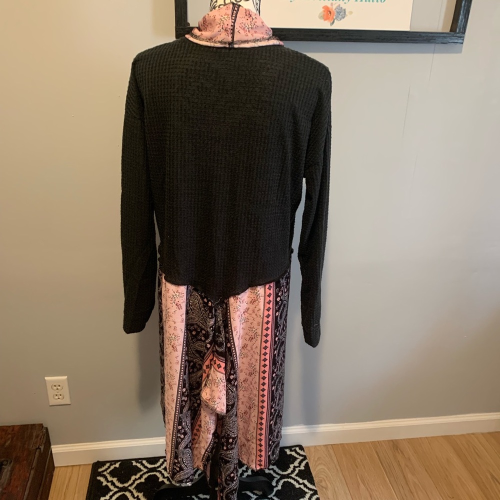 Handmade sweater tunic with matching scarf! - Picture 2 of 4